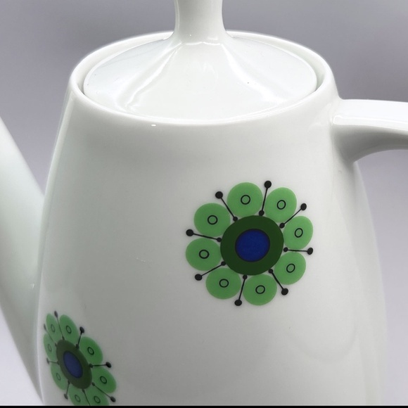 Thomas Rosenthal Germany MCM Medallion Porcelain Green Pinwheel Flower Tea Pot - Picture 4 of 5